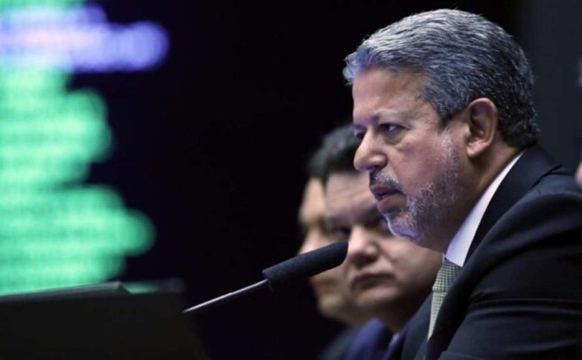 Lira tenta reeleição por unanimidade para maior governabilidade