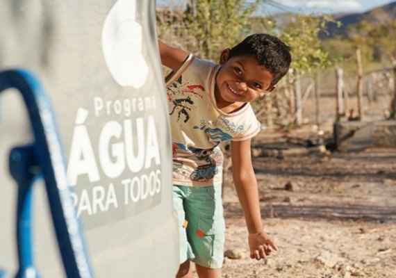 Mais de 200 mil pessoas conseguem ter acesso à água em Alagoas