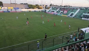 Coruripe e Penedense empatam no Gerson Amaral e arbitragem volta a ser alvo de críticas