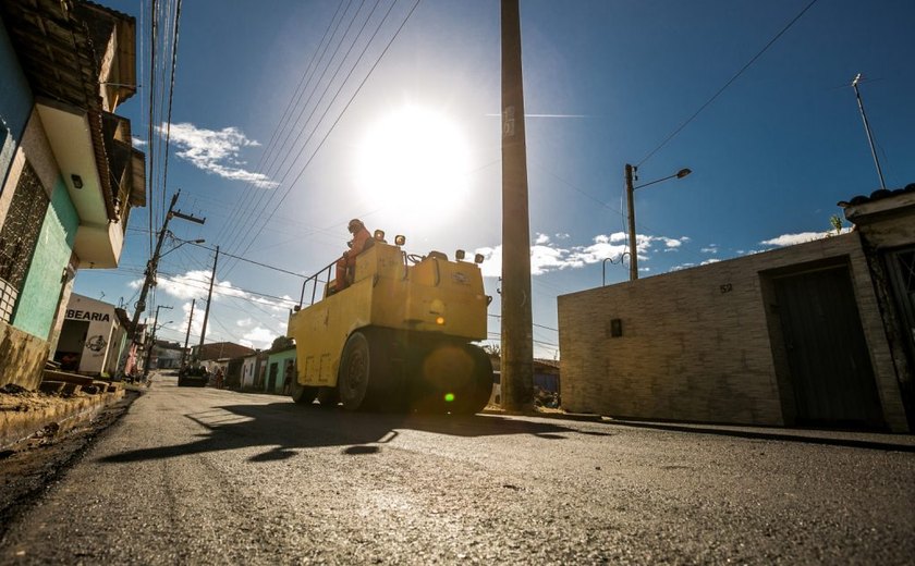 Revitaliza Maceió: em ritmo acelerado, Clima Bom tem sete ruas pavimentadas