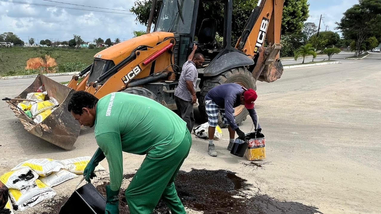 Prefeitura de Branquinha inicia operação tapa-buracos
