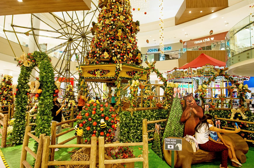 Parque Shopping funciona até às 2h da madrugada nesta sexta (23)