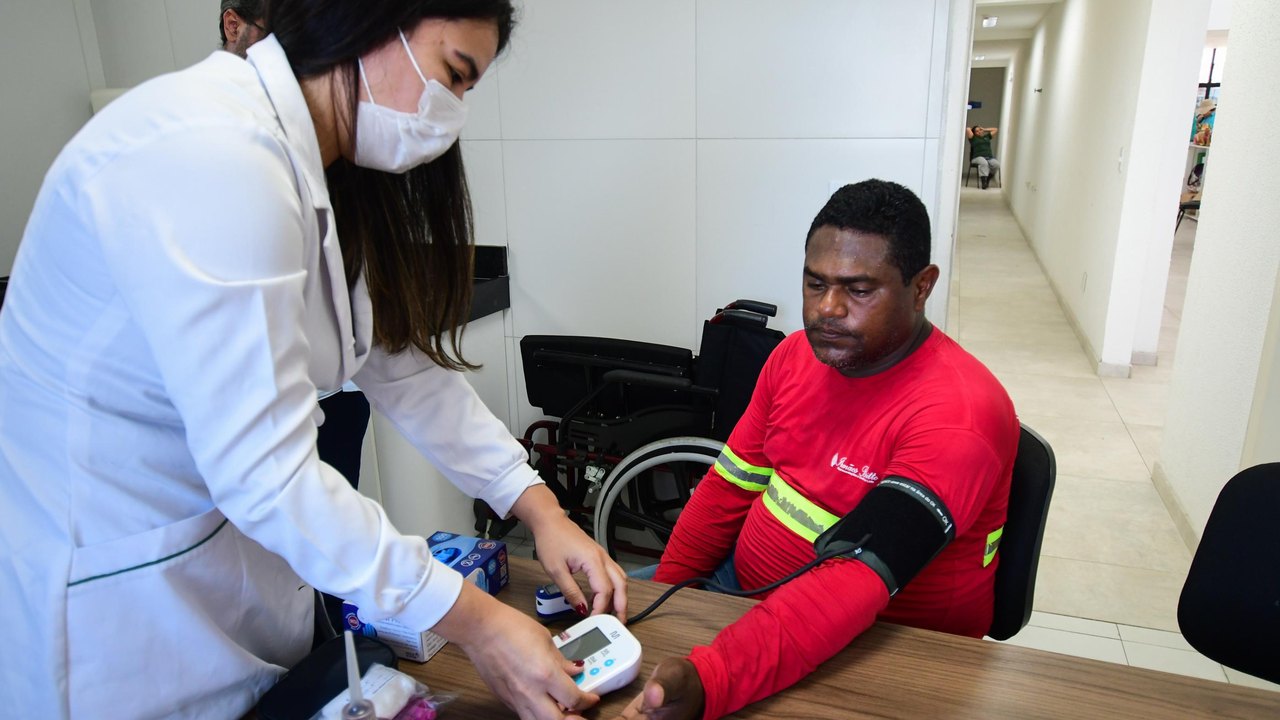 Posto de Atendimento da Sesau no Porto de Maceió presta assistência aos turistas de mais um transatlântico