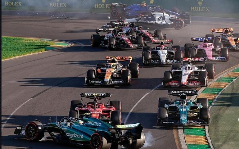 Chuva atrapalha e Piastri lidera 2º treino livre do GP do Japão de F-1