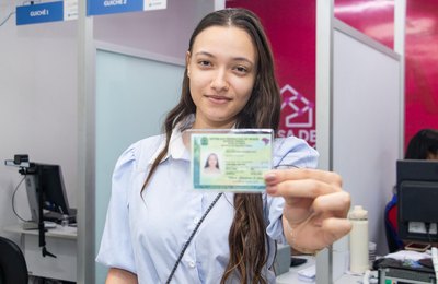 Casa de Direitos facilita emissão da Carteira de Identidade Nacional para quem pretende viajar ao exterior