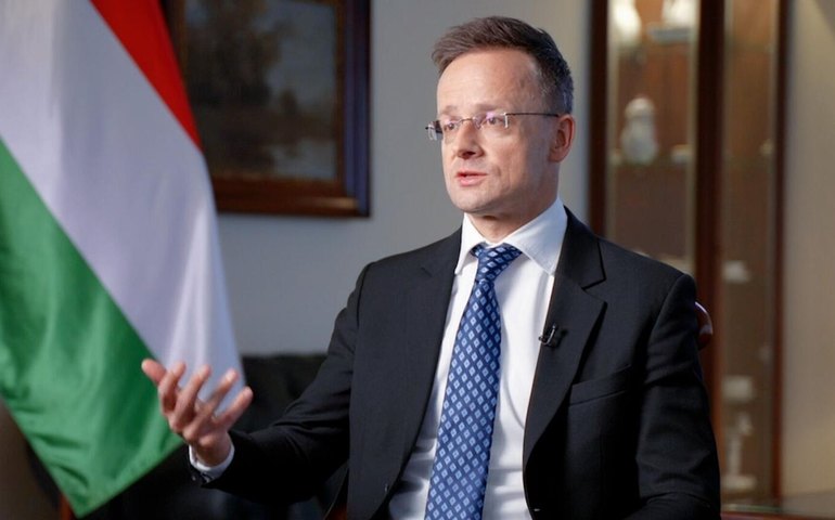 Chanceler húngaro descreve como 'muito ruim' a relação entre Budapeste e Kiev