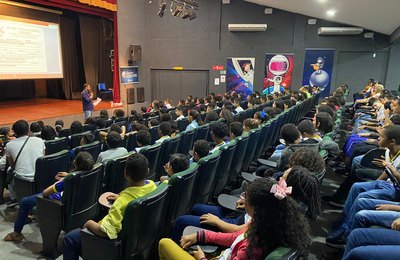  Prefeitura de Arapiraca realiza aulão preparatório para a Olimpíada Brasileira de Astronomia e Astronáutica