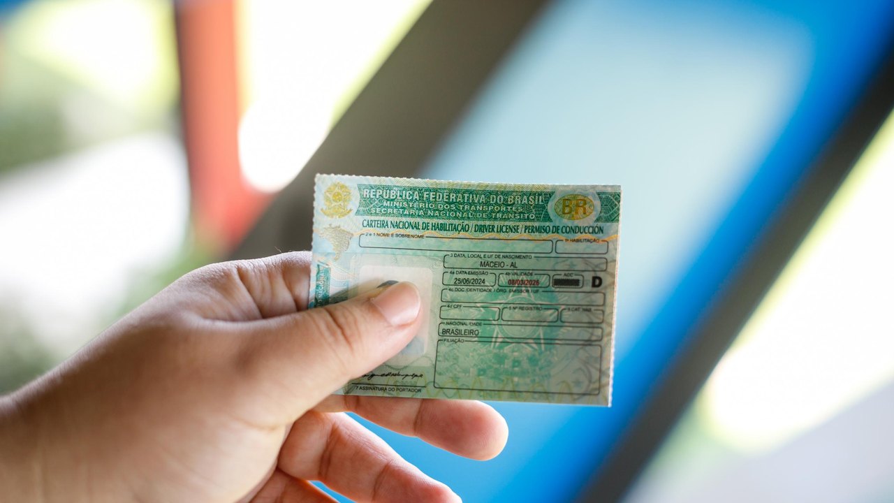 Saiba quais e quantas infrações de trânsito podem levar à suspensão do direito de dirigir