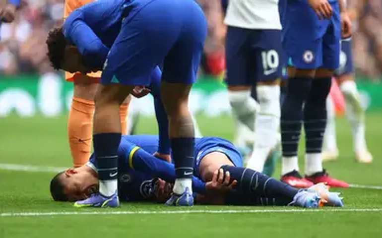 Zagueiro do Nacional tem quadro estável, mas permanece sedado e ficará na CTI por mais 72 horas