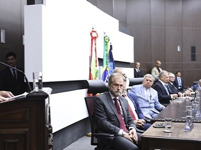 Em Florianópolis, presidente do TSE defende o fortalecimento da coordenação da Justiça Eleitoral nas Eleições 2026