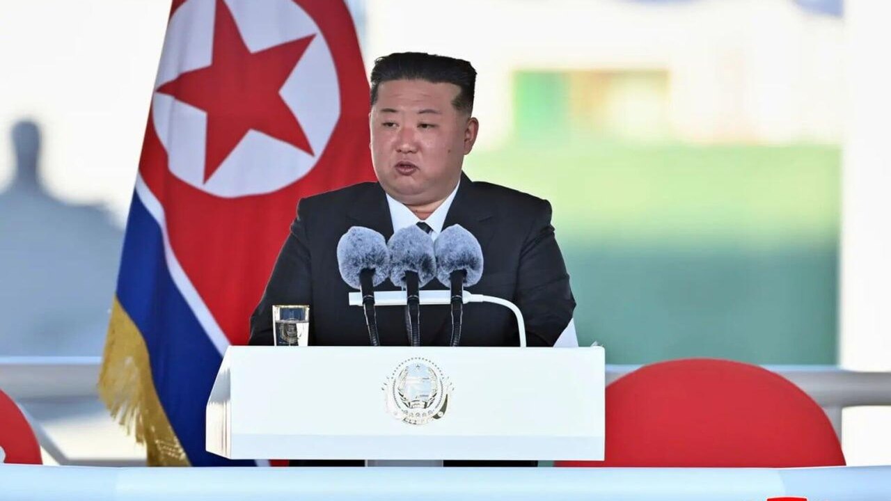 Coreia do Norte investiga acidente ocorrido durante inauguração de destróier