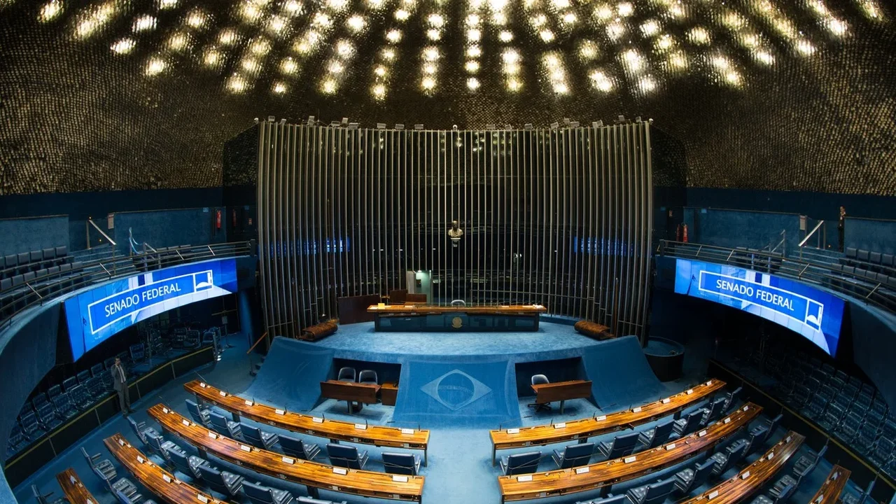 Fim da escala 6x1: ranking revela estados que mais buscam pela proposta