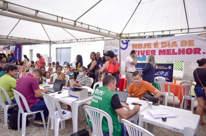 Arapiraca: Viver Melhor na Comunidade ultrapassa 600 atendimentos em edição no Zélia Barbosa