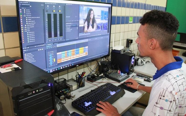 Educação aprimora processo de aprendizagem na rede estadual