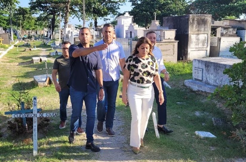 Comissão da Câmara visita cemitérios públicos da capital para verificar detalhes da falta de vagas para sepultamento