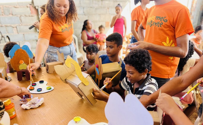 Autarquia de Desenvolvimento Sustentável realiza ações de educação ambiental no Alto do Boi, em Ipioca