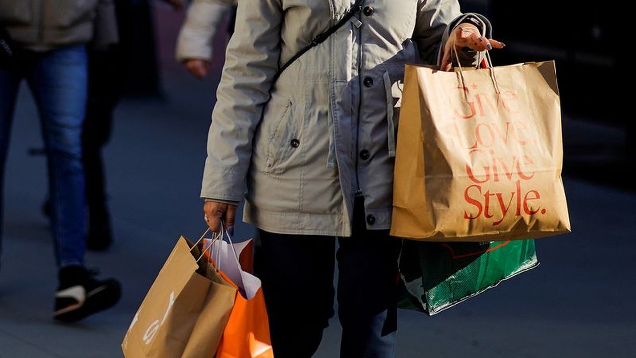 Índice de confiança do consumidor nos EUA cai a 97,4 em agosto