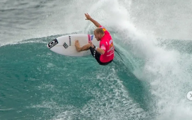 Quatro brasileiros disputam semifinais da WSL em Margaret River neste sábado