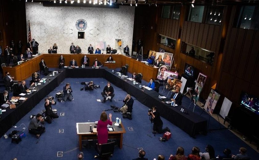 EUA: Comitê do Senado agenda primeira votação sobre nomeação à Suprema Corte