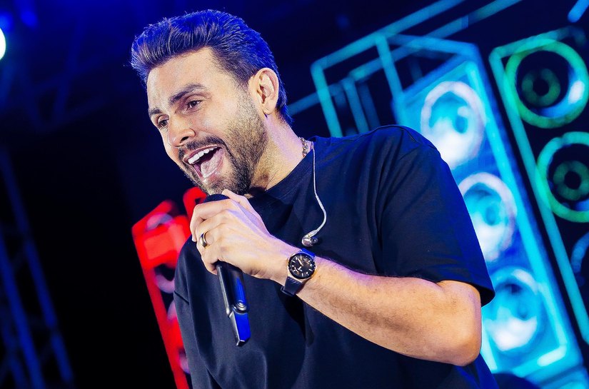 Mano Walter lança novo álbum “Verão & Waquejada”, com regravações e músicas inéditas