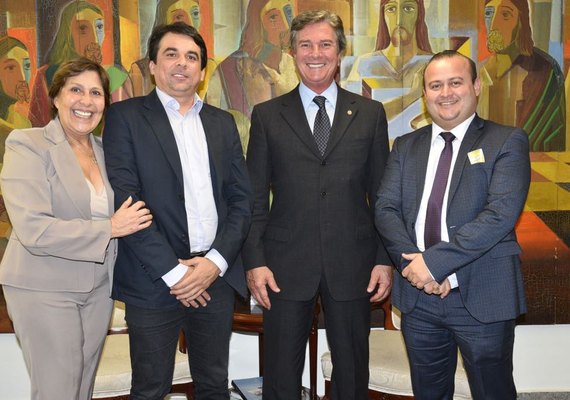 Em Brasília, Célia Rocha se reúne com ministro do Desenvolvimento Social