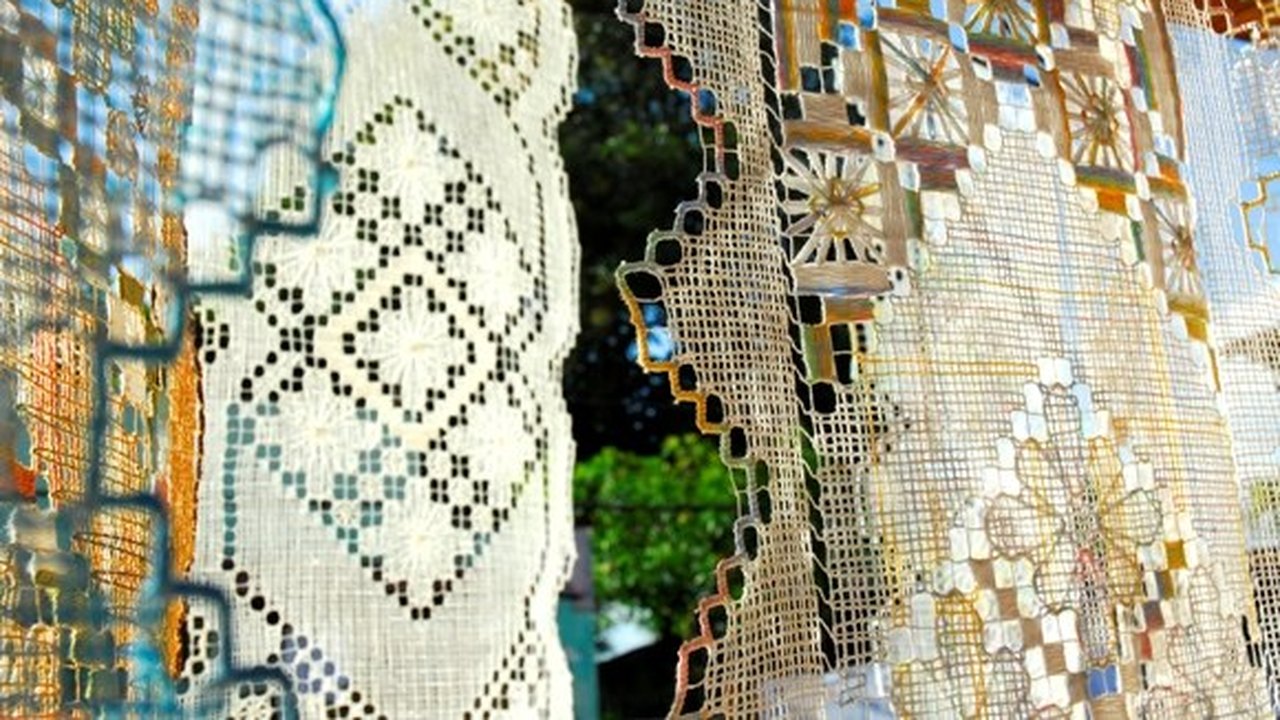 Artesanato e paisagens alagoanas inspiram linha de bordados