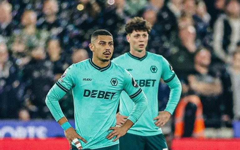 Wolverhampton é rebaixado na Premier League após empate entre Crystal Palace e West Ham