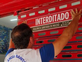 Vigilância Sanitária interdita frigorífico em Maceió e apreende 80 kg de carne imprópria