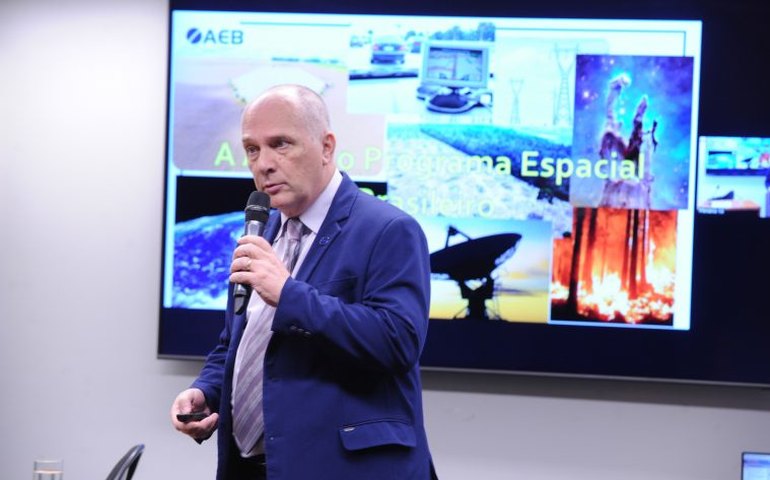 Programa Espacial Brasileiro pode ampliar presença internacional do país, diz presidente da agência