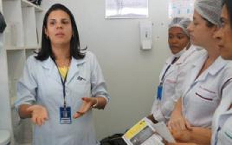 Profissionais do HGE são orientados sobre descarte correto do lixo