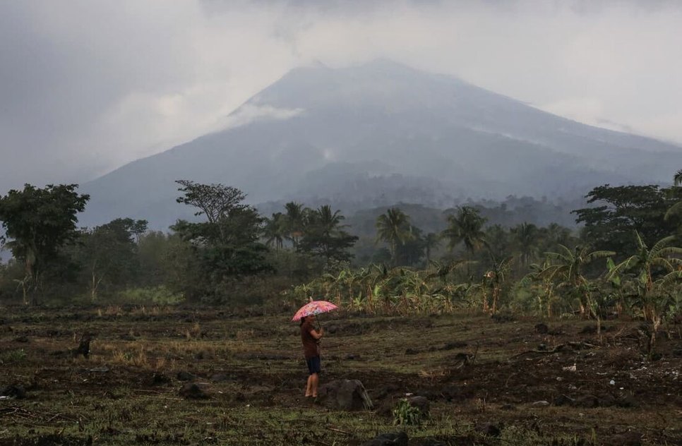 afp-20240604-34ur3k8-v3-preview-topshotphilippinesvolcano-1 / Foto: Foto: Ferdinand Edralin