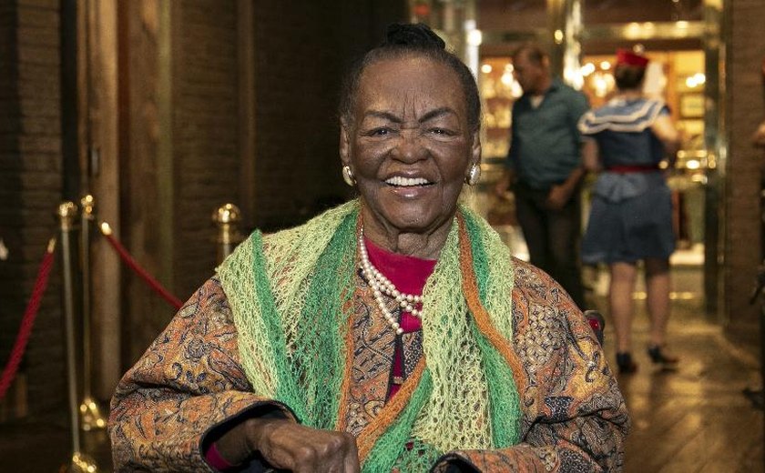 Morre a atriz Ruth de Souza, aos 98 anos, no Rio