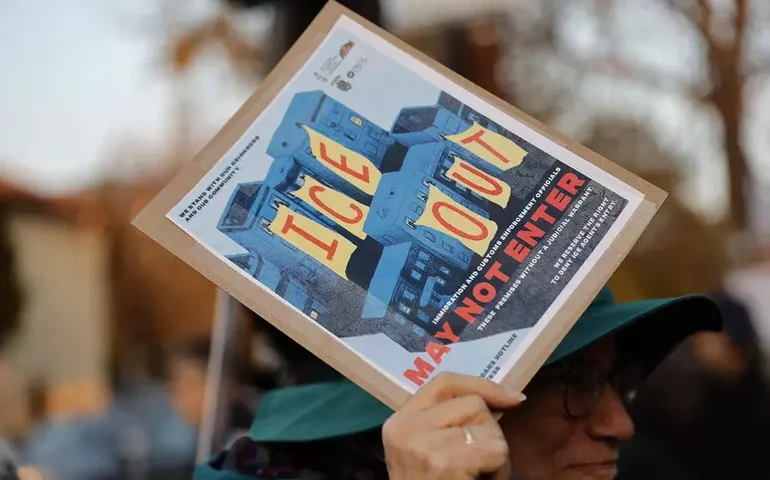 Ministro italiano nega presença de agentes do ICE nas Olimpíadas