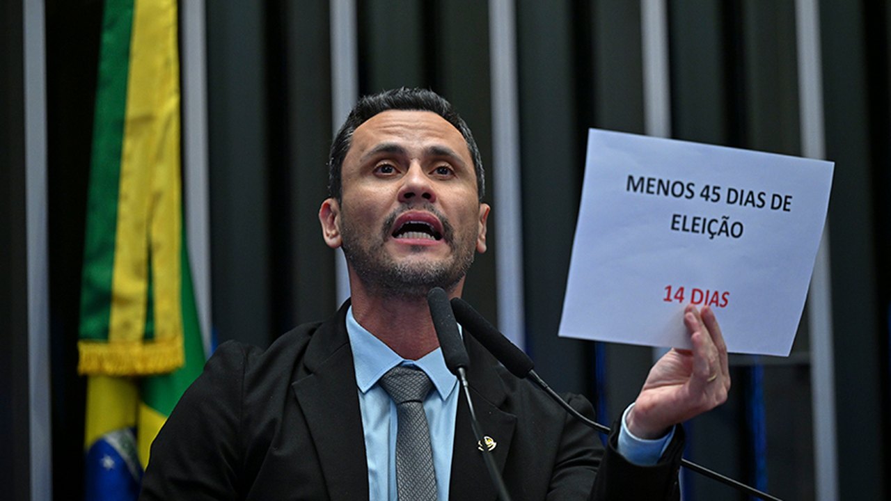 Cleitinho propõe debate sobre pena de morte