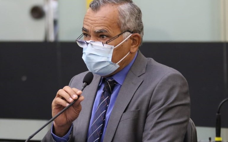 Tarcizo Freire destaca trabalho de entidades na castração de animais de rua