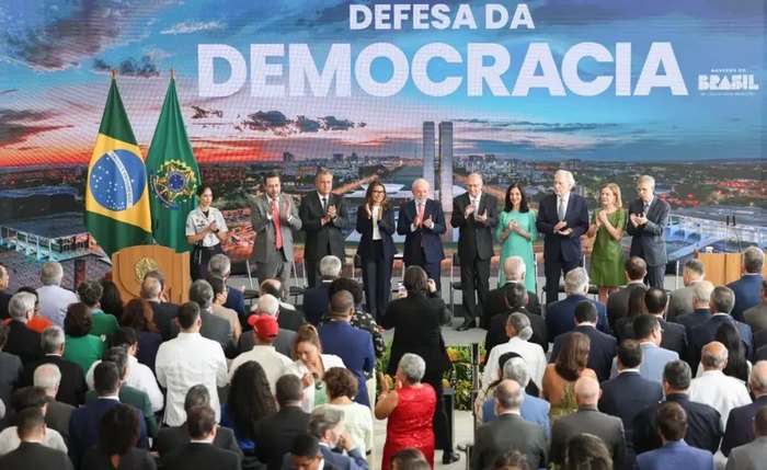 Lula em cerimônia que vetou integralmente o PL da dosimetria aprovado pelo Congresso