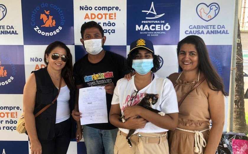 Feiras de Adoção da Prefeitura têm assegurado lares para pets que viviam em situação de abandono