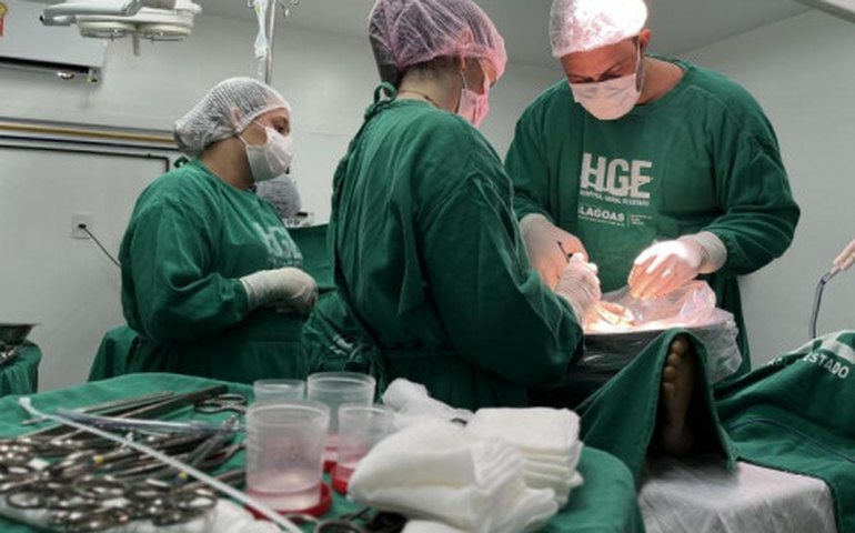 Central de Transplante de Alagoas promove treinamento sobre perfusão de órgãos no HGE