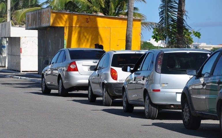 Parcela para veículos com placas 9 e 0 deve ser paga até o dia 30 de junho