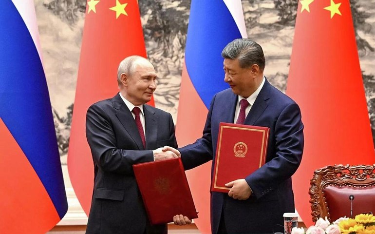 Convergência político-econômica entre Rússia e China ganha ineditismo graças aos EUA, diz analista