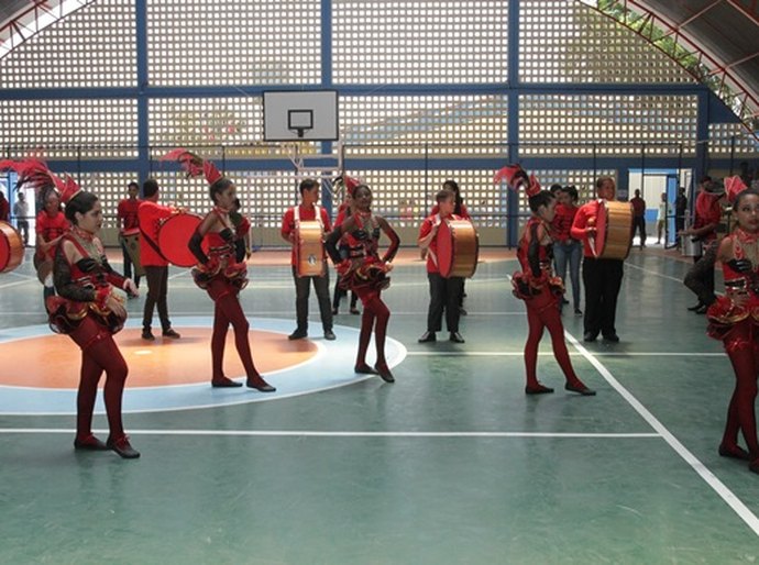 Rio Largo: apresentações culturais marcam entrega de ginásio poliesportivo