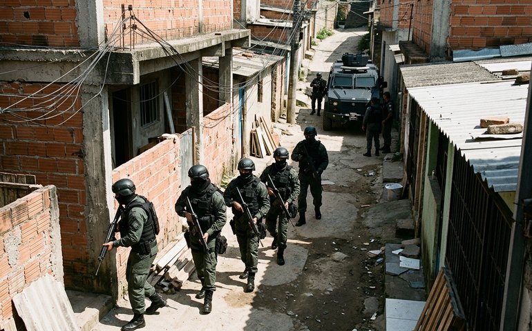 Polícias Civil e Militar deflagram operação contra aliança entre ADA e Comando Vermelho na Zona Oeste do Rio