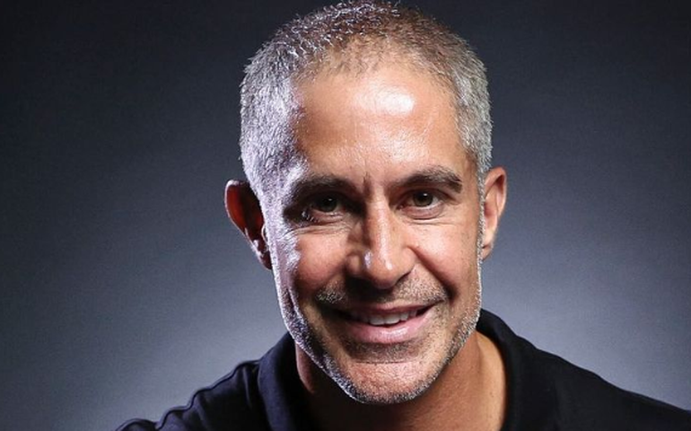 Albânia de Sylvinho cede empate à Moldávia, mas se classifica para a Eurocopa