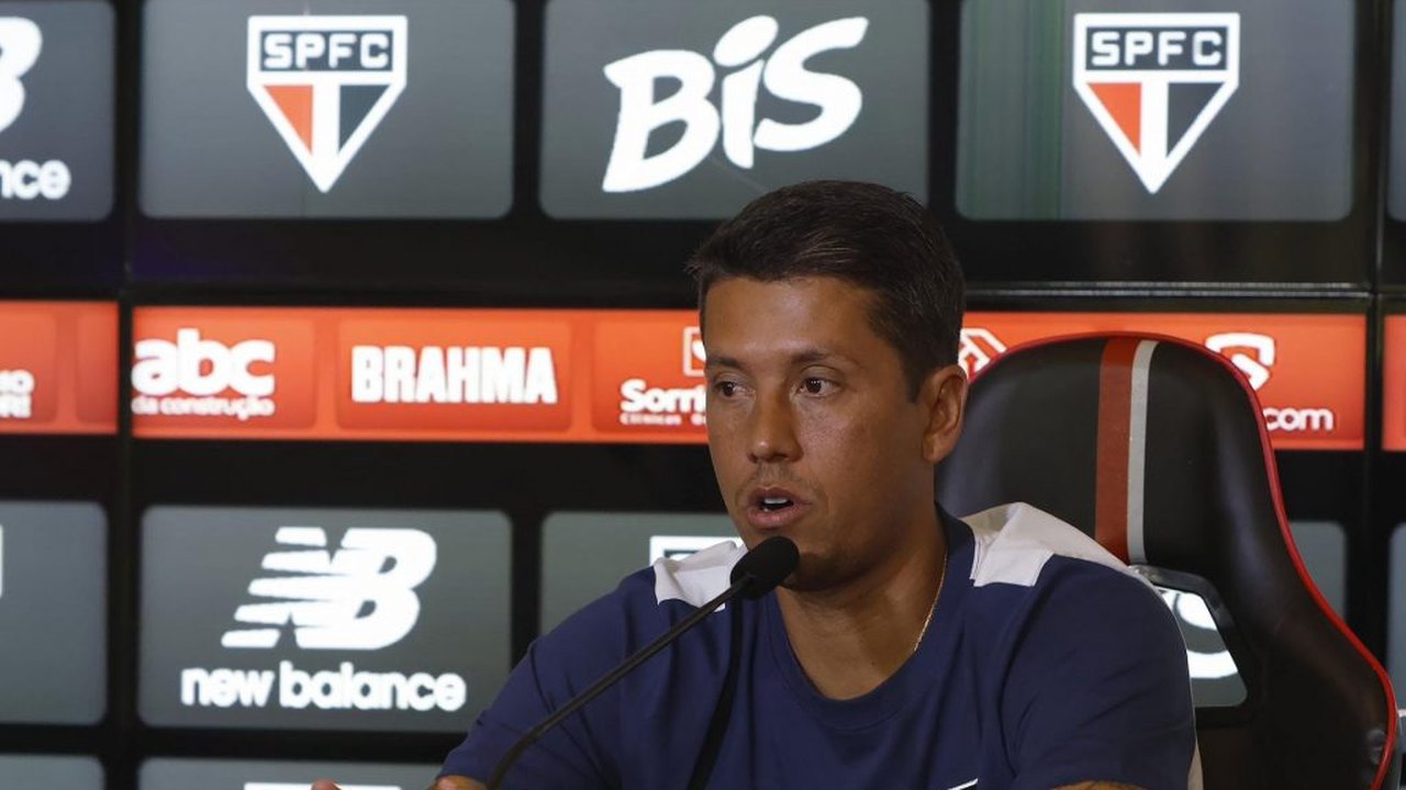 Carpini comanda treino no São Paulo sem Rafinha, Arboleda, Moreira e Michel Araújo