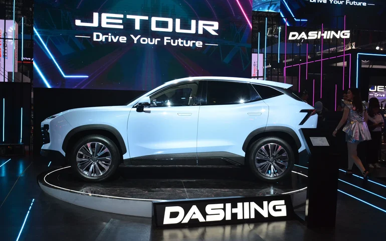 Chinesa Jetour estreia no Brasil e avalia produção local