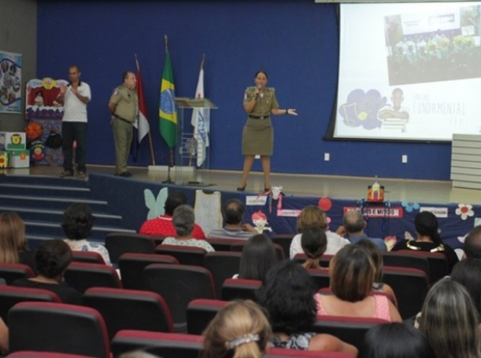 Seduc inicia cronograma de seminários sobre escolas com êxito no Ideb
