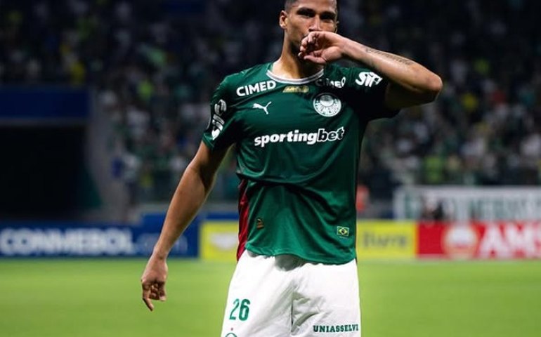 Palmeiras endossa anulação de gol por falta em Murilo e critica critérios da arbitragem