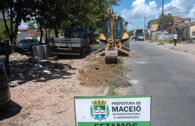 Veja a programação de obras da Seminfra para esta segunda em Maceió