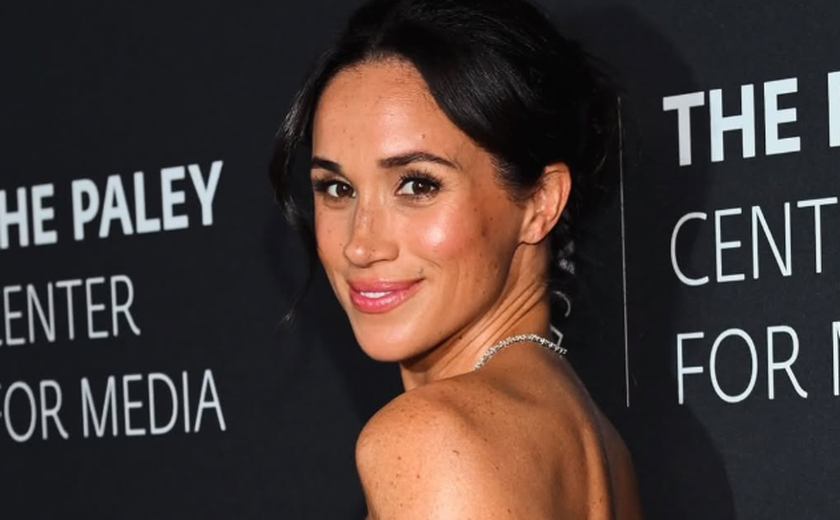 Meghan Markle retorna ao Instagram com vídeo de ano-novo filmado na praia