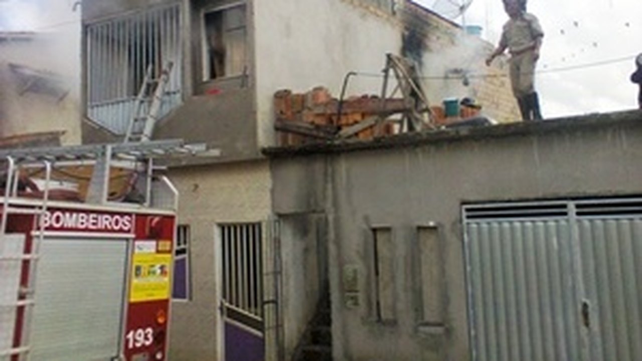 Inconformado com a separação, homem ateia fogo na própria residência na Bahia